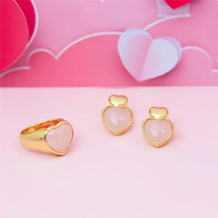 ANEL CORAÇÃO DOURADO PEDRA CABOCHÃO LISO