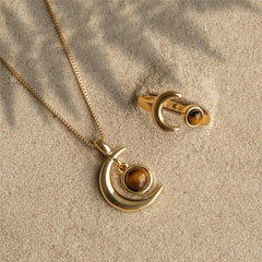 ANEL DOURADO AJUSTAVEL LUA PEDRA CABOCHÃO