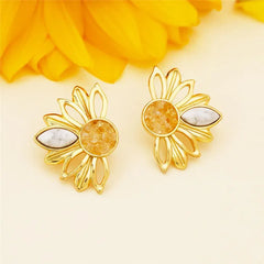 BRINCO GIRASSOL DOURADO COM DETALHES EM PEDRA NATURAL FRAGMENTADA