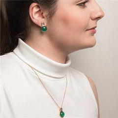 BRINCO CLÁSSICO DOURADO REDONDO COM RÓDIO BRANCO