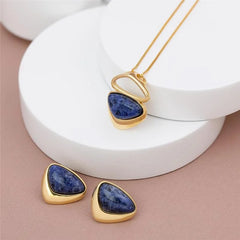 CONJUNTO DOURADO PEDRA STILETTO CABOCHÃO