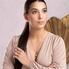 CONJUNTO PÉROLA SHELL BRANCA REDONDA PEQUENA DOURADO