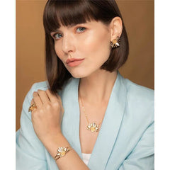 CONJUNTO GIRASSOL DOURADO COM DETALHES EM PEDRA NATURAL FRAGMENTADA