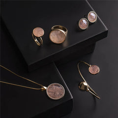 CONJUNTO FACETADO PEROLADO DOURADO COM RÓDIO BRANCO