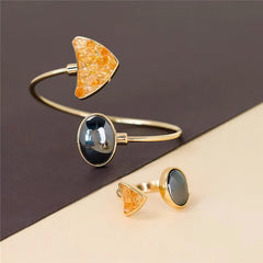 PULSEIRA ESTILO BRACELETE DOURADO EM HEMATITA COM PEDRA FRAGMENTADA