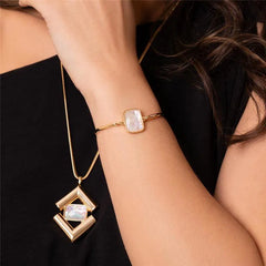 PULSEIRA DOURADO RADIANTE COM FECHO AJUSTAVEL