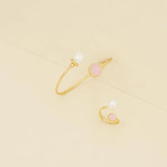 PULSEIRA DOURADA PÉROLA COM DETALHES FRAGMENTADOS