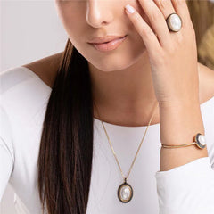 PULSEIRA PÉROLAS DOURADO COM RODIO NEGRO OVAL