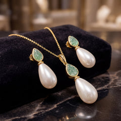 CONJUNTO DOURADO PÉROLA GOTA COM DETALHES FRAGMENTADOS