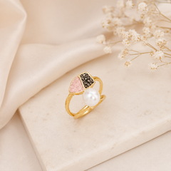 ANEL DOURADO PÉROLA COM DETALHES FRAGMENTADOS