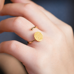 ANEL UNICO REGULAVEL DOURADO FRAGMENTOS